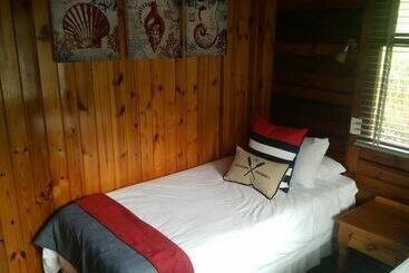 هتل Knysna River Club