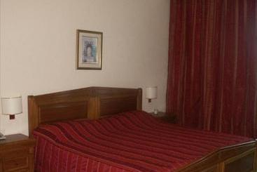 Hotel Le Phenix