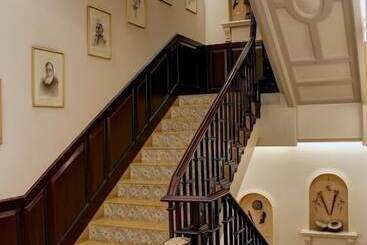 هتل Palace On Ganges   Heritage