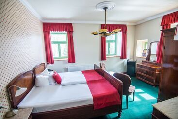 ホテル Saigerhutte