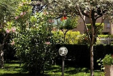 هتل Vignola