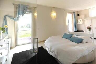 تختخواب و صبحانه Relais Del Lago