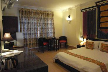 Bougainvillier Hotel