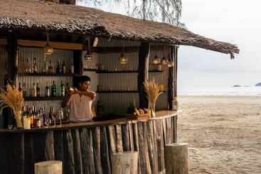 فندق Aana Resort & Spa