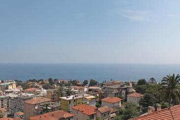 هتل Apartment Cesare By Interhome