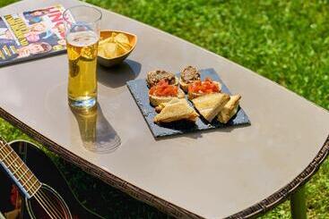 בית מלון כפרי Ibis Firenze Prato Est