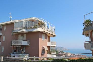 هتل Apartment Cesare By Interhome