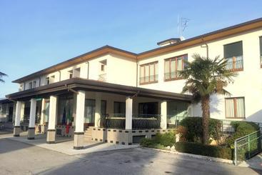هتل Internazionale Gorizia