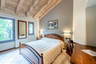 בית מלון כפרי Locanda Sant' Anna