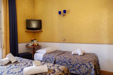 בית מלון כפרי Ih S Piazza Di Spagna View  Luxury Guest House