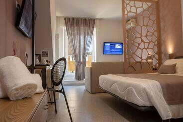 هتل Stella Del Mare