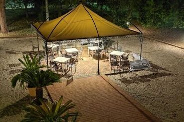 فندق Villa Raffaello Park