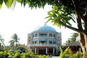 Palmira Beach Resort & Spa