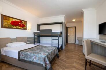 Crystal Aura Beach Resort & Spa   Ultimate All Inclusive