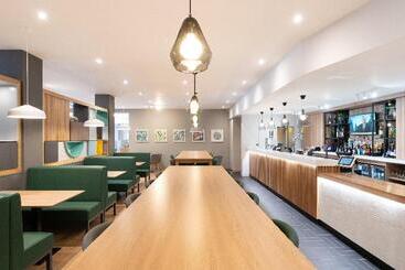 בית מלון כפרי Holiday Inn Gloucester Cheltenham, An Ihg