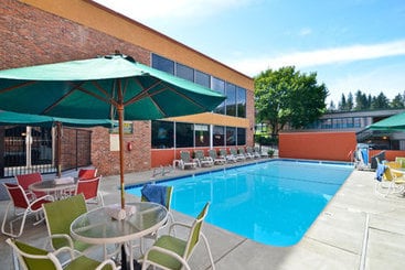 هتل Quality Inn Spokane, Downtown 4th Avenue