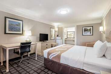 호텔 Quality Inn Near Lake Marble Falls