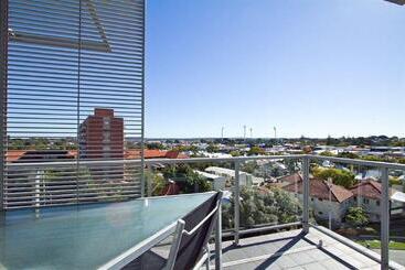 فندق Quest On Rheola