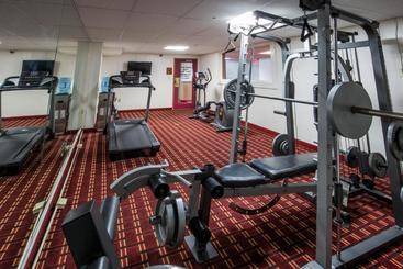 هتل Ramada By Wyndham Medford  & Conference Center