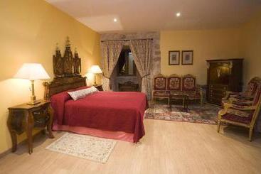 בית מלון כפרי Residencia Real Del Castillo De Curiel