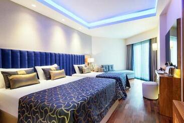 استراحتگاه Liberty Hotels Lara