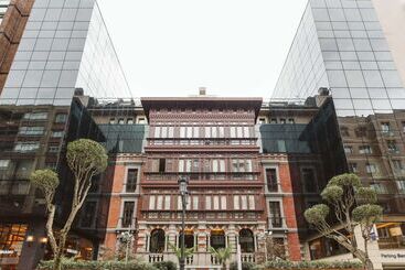 Отель Barcelo  Oviedo Cervantes