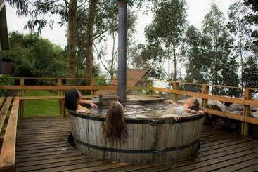 ホテル Borde Lago