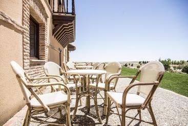 هتل روستایی Ibersol La Casona de Andrea
