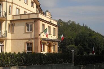 בית מלון כפרי Valentino