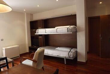 מלון דירות Roca Nevada Resort