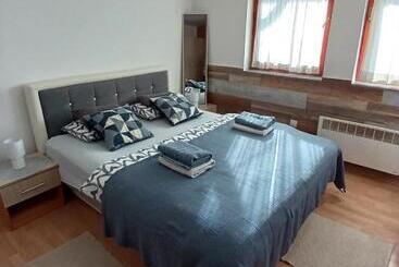 تختخواب و صبحانه Sobe Sa Kupatilom Jajce