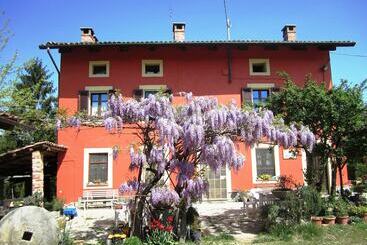 Отель Agriturismo La Mussia