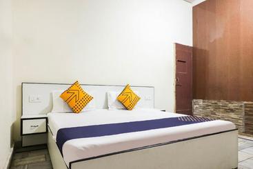 酒店 Spot On 65564  Bluebarry