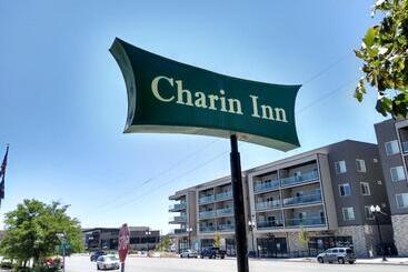 فندق على الطريق The Charin Inn
