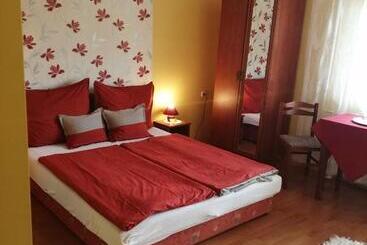 بنسيون Oázis Vendégház