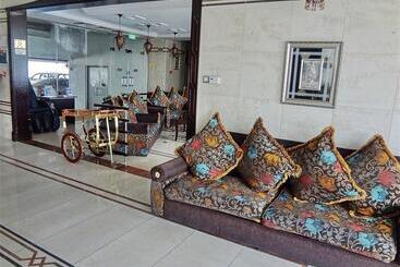 Al Jawhara Hotel Apartments