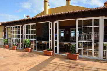 Apartamentos HC7 Breñas Garden