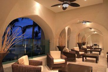 Portozul Hotel Suites & Spa