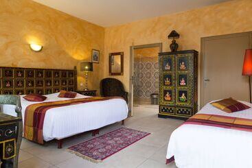 호텔 Hôtel & Spa Du Domaine Des Thômeaux, The Originals Relais