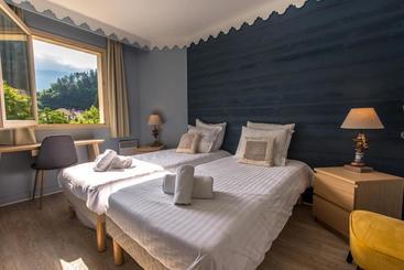 Отель Studio Les Pieds Dans L Eau