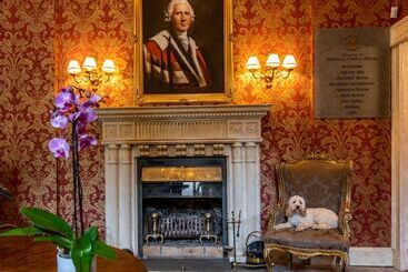 בית מלון כפרי Melville Castle