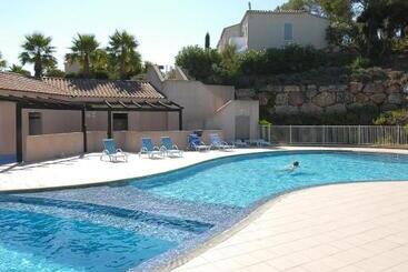 アパートメント Residence Odalys Domaine Des Eucalyptus