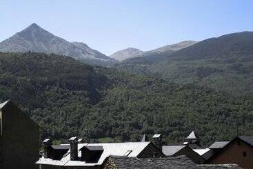 Aparthotel San Marsial Benasque Apart