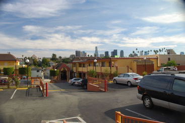 هتل Hollywood Inn Express South