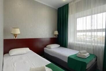 Hotel Rush