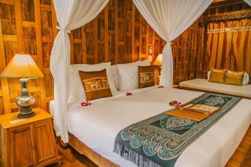 هتل Santhiya Koh Phangan Resort And Spa
