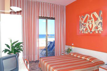 ホテル Palm Beach