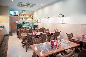 Apartamentos Turisticos Atlantida