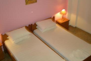 ツーリストアパートメント Gregory Studios