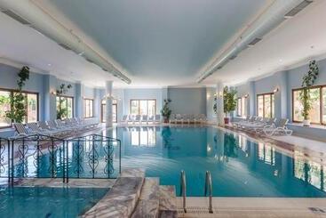 Отель Club Tarhan Serenity